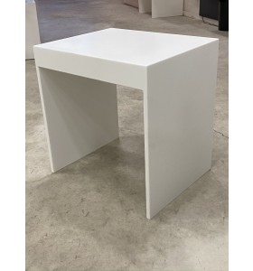 Banqueta Fabricada en Corian® Basic